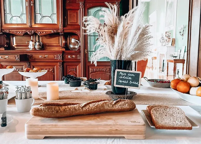 Bed & Breakfast Chateau De Valmy - Chambres D'Hotes 4*