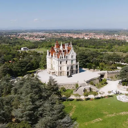 Bed & Breakfast Chateau De Valmy - D'hotes