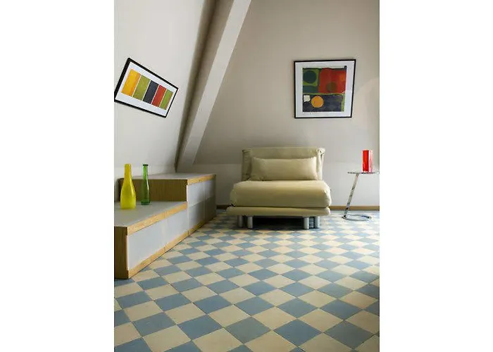 Chateau De Valmy - Chambres D'Hotes Bed & Breakfast 4*